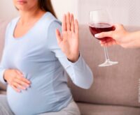 Mujer embarazada no alcohol