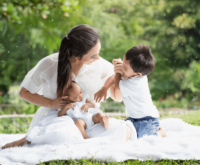 Madre e hijos juntos